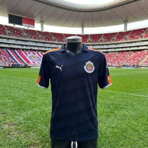 Chivas Tercer Uniforme 2016 - 2017