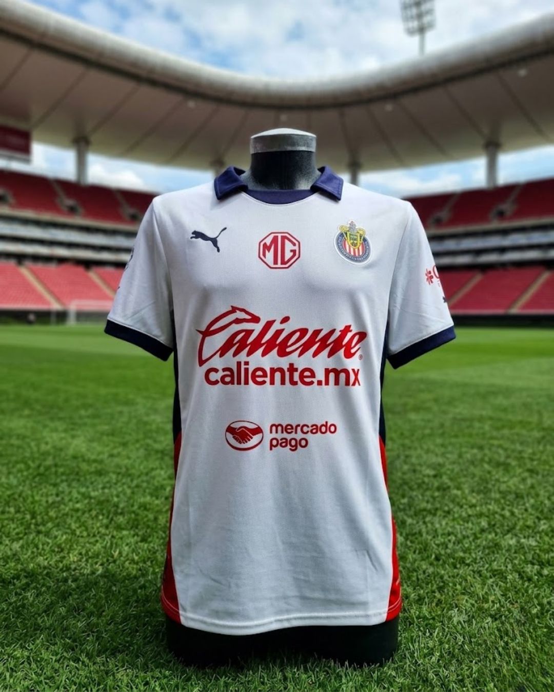 Chivas 2024-2025 Visitante Versión Jugador