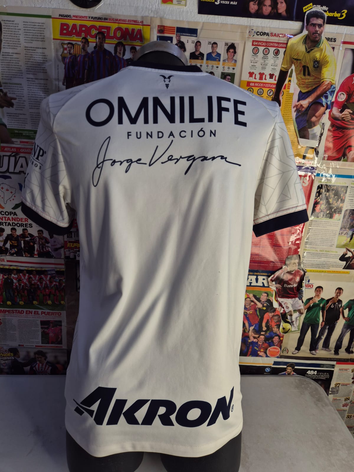 Chivas Visitante 2022-2023