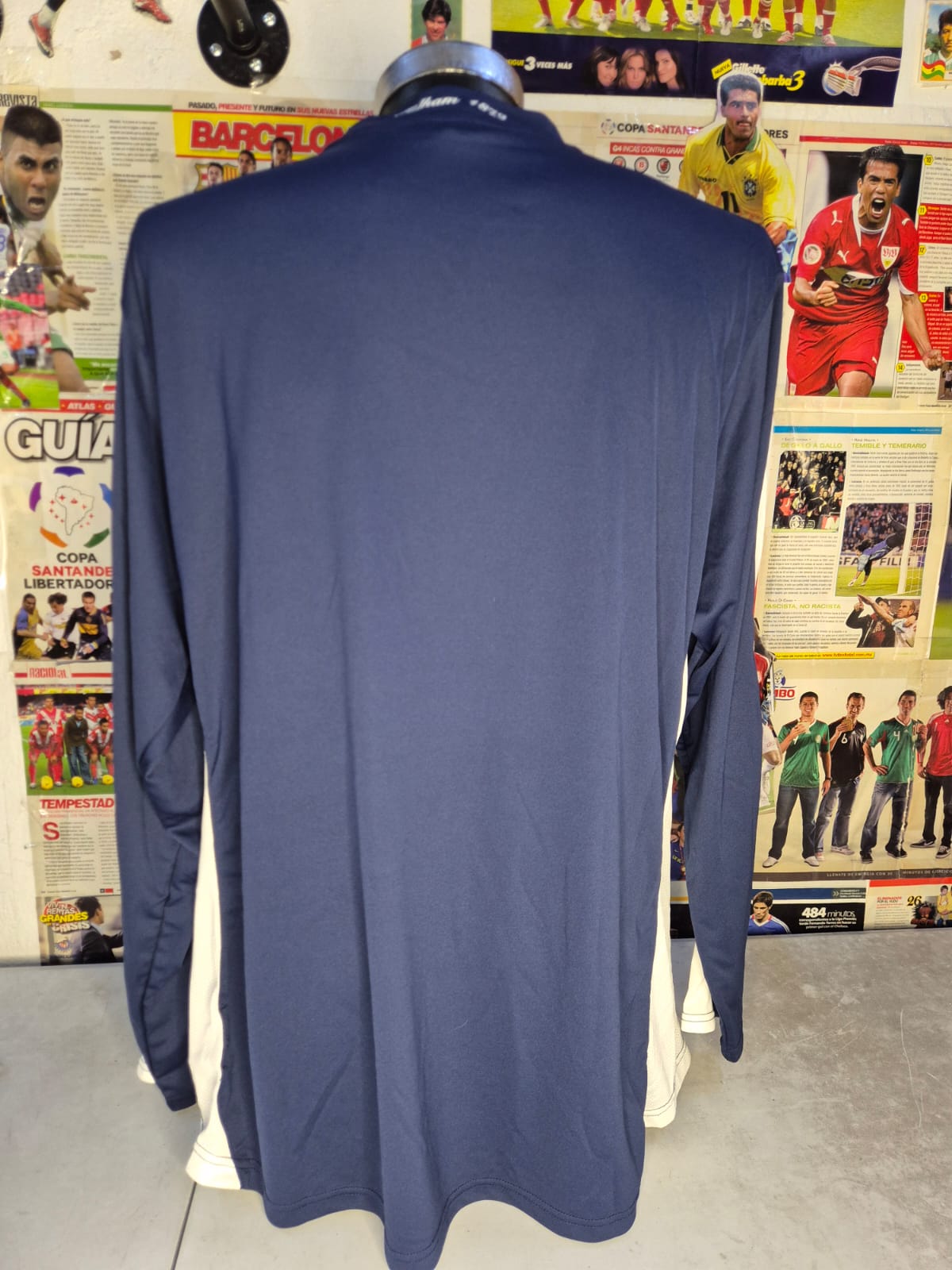 Fulham tercera equpacion temporada 2009-2010